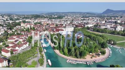 The City Of Annecy And The Quai Napoleon Iii On The Edge Of The Lake And The Thiou - Video Drone Footage